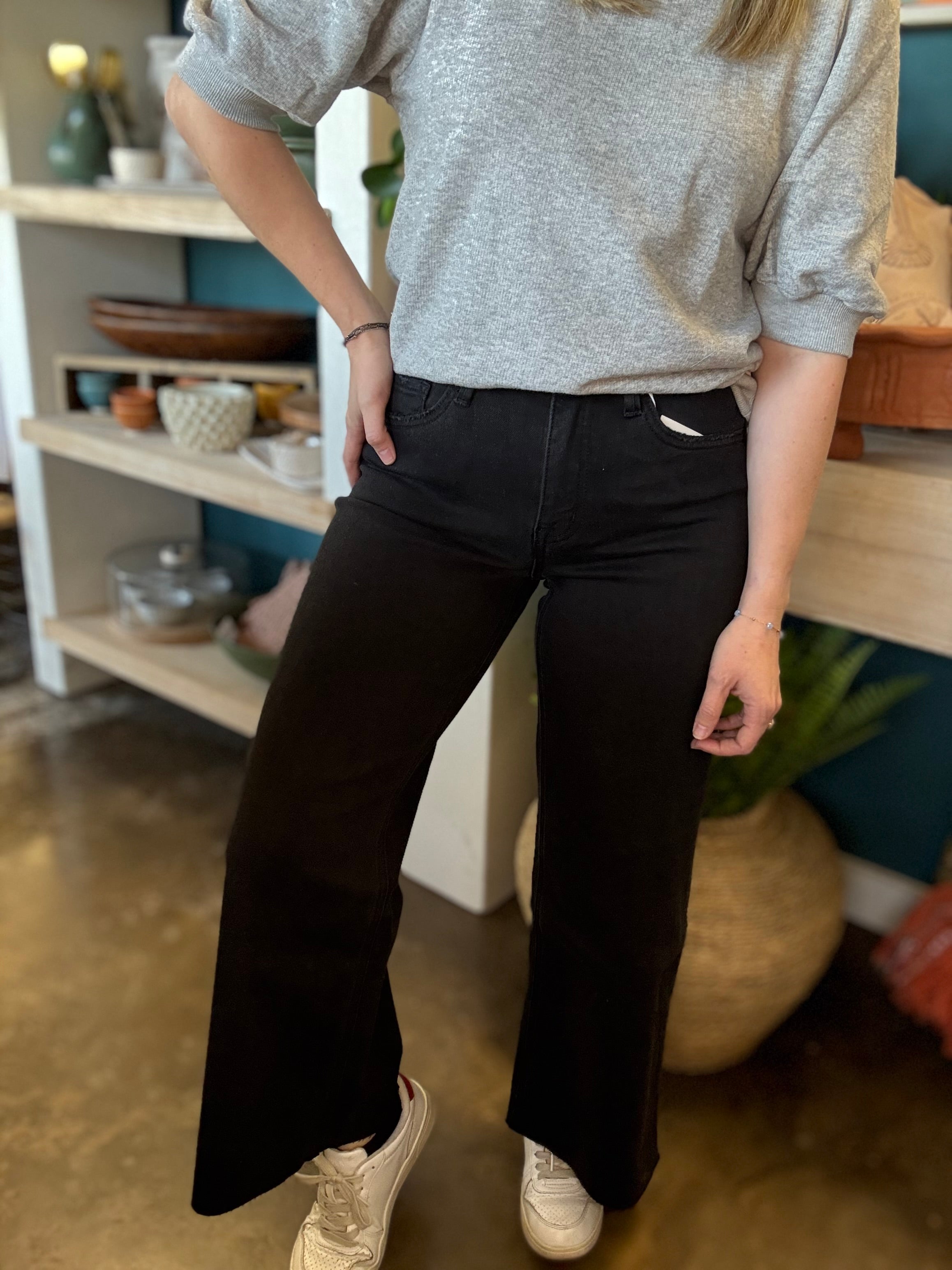 Cropped Black Wide Leg Denim