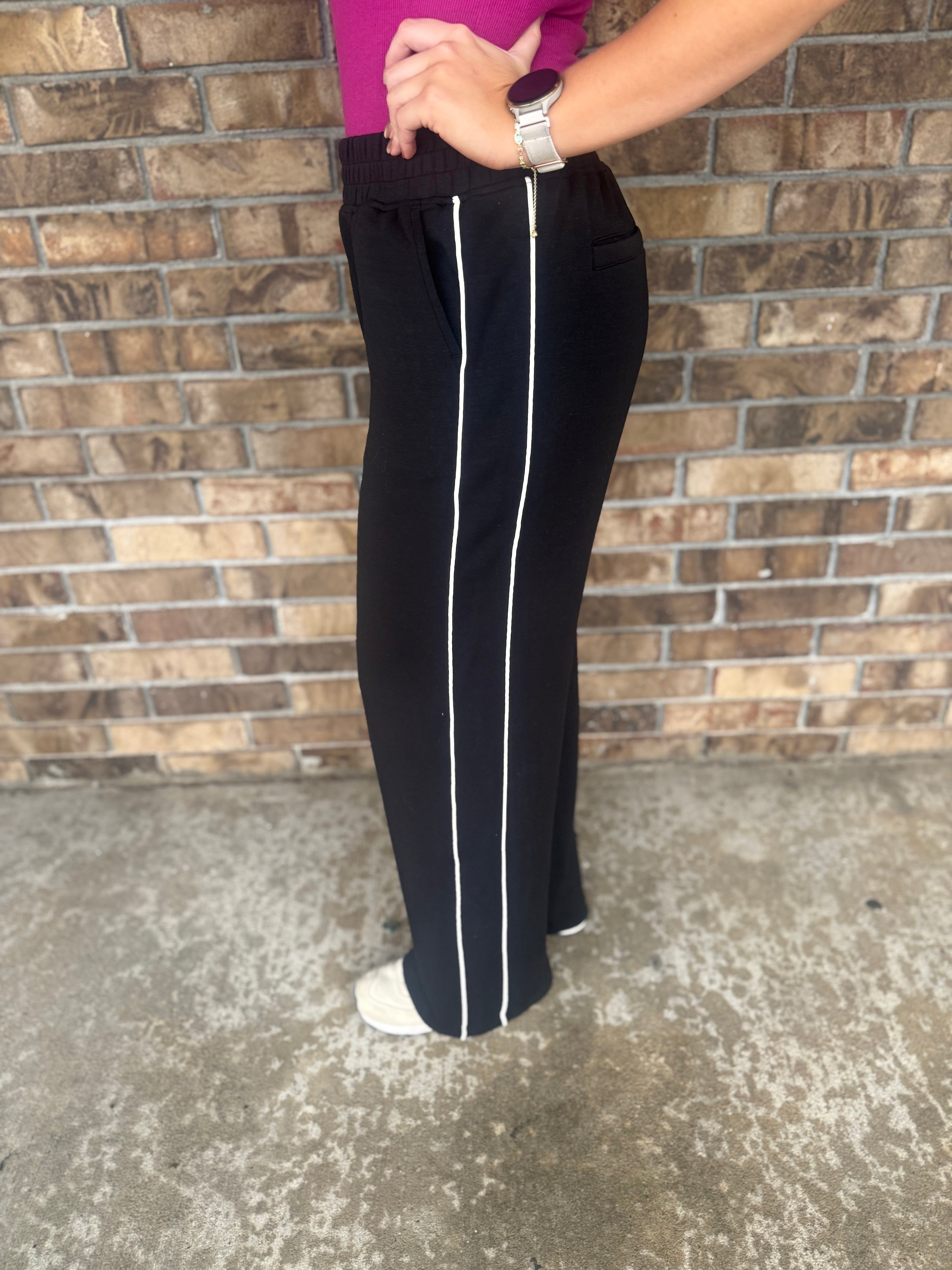 Modal Scuba Striped Pants – Black/Cream