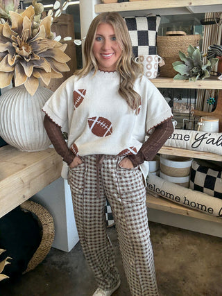 BROWN AND CREAM CHECKERED BARREL FIT PANTS