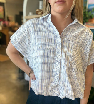 Coastal Casual Crinkled Plaid Bubble Hem