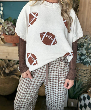 BROWN AND CREAM CHECKERED BARREL FIT PANTS