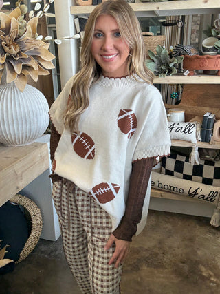 BROWN AND CREAM CHECKERED BARREL FIT PANTS