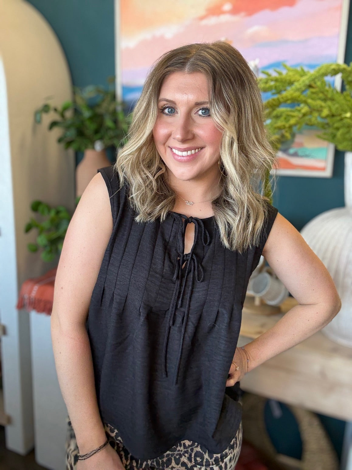 Black tie front sleeveless boutique top for women stylish casual clothing at Pill Box Boutique Willard Missouri

Tags: